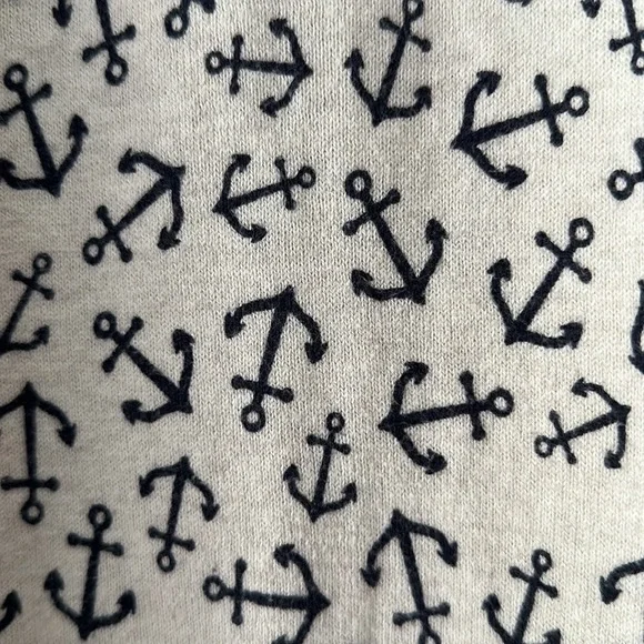 ⚓️ ANCHORS AWAY Adorable coastal sweater with blue anchors on cream background M - Picture 5 of 10